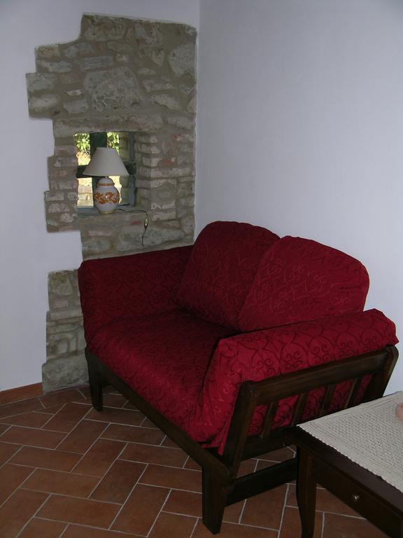 Agriturismo Podere Ossaia Cortona Pokoj fotografie