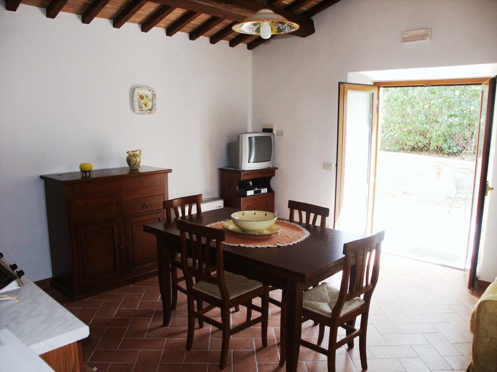 Agriturismo Podere Ossaia Cortona Pokoj fotografie