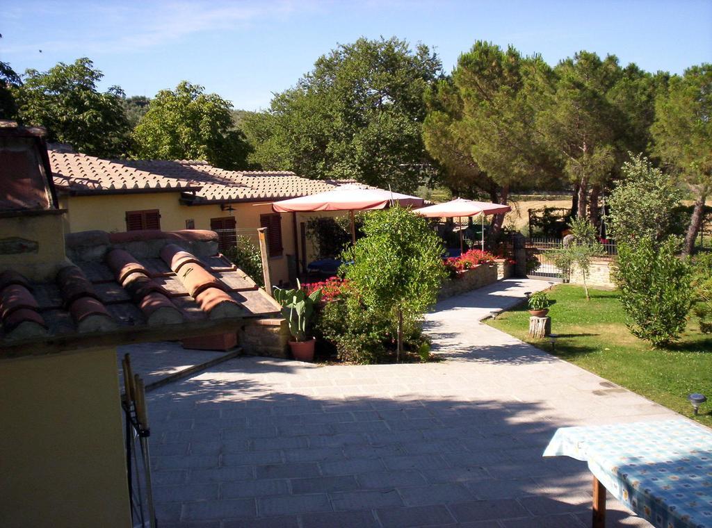 Agriturismo Podere Ossaia Cortona Pokoj fotografie